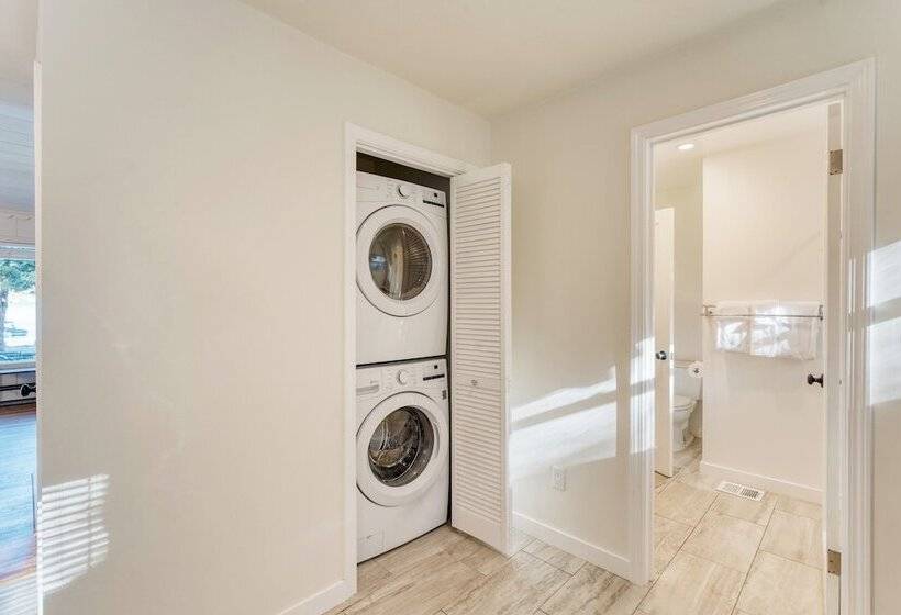 West Shore Lake House By Avantstay Ski Cabin W/ Backyard Sledding Hill!