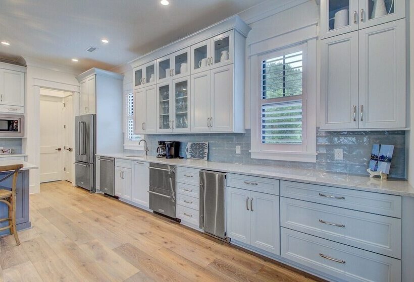 4 36th Avenue By Avantstay Chef S Kitchen, Rooftop & Pool!