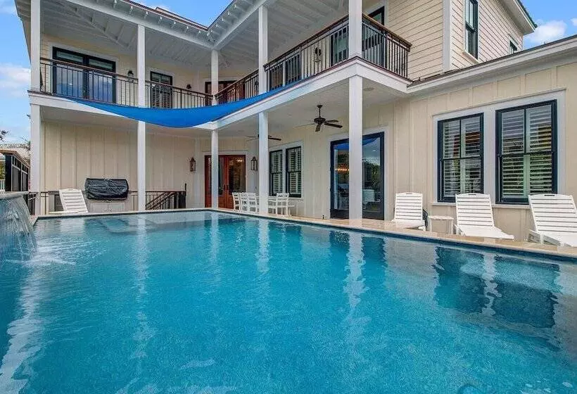 4 36th Avenue By Avantstay Chef S Kitchen, Rooftop & Pool!