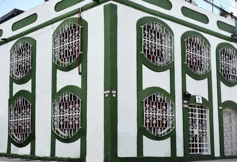 تختخواب و صبحانه Hostal Maggy