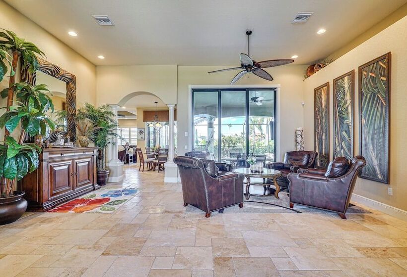 3 Mi To Beach: Cape Coral Escape W/ Private Pool