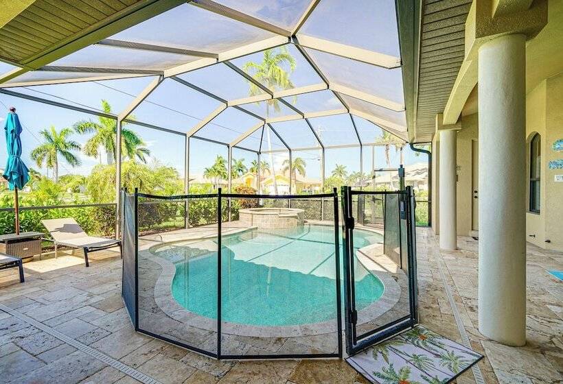 3 Mi To Beach: Cape Coral Escape W/ Private Pool
