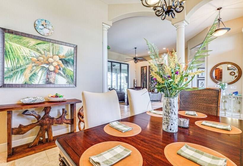 3 Mi To Beach: Cape Coral Escape W/ Private Pool