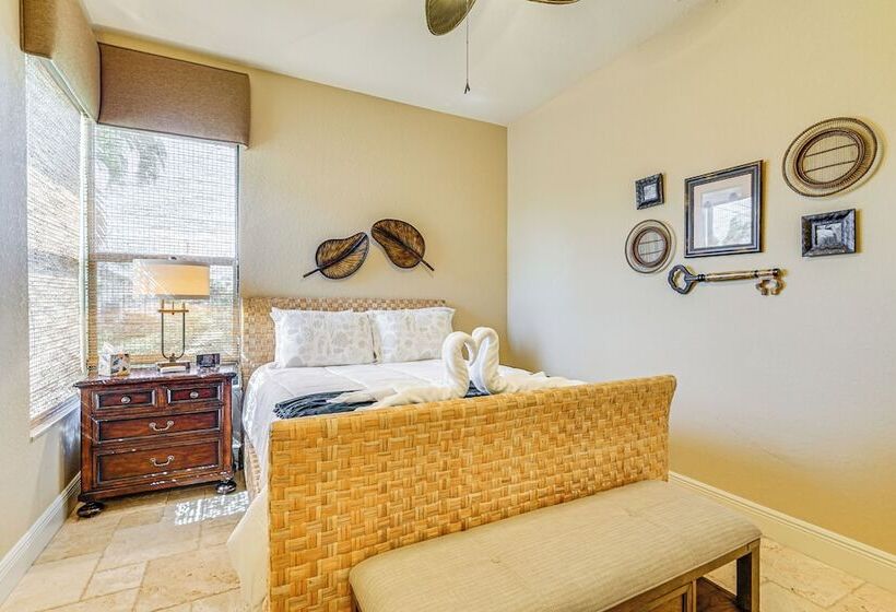 3 Mi To Beach: Cape Coral Escape W/ Private Pool