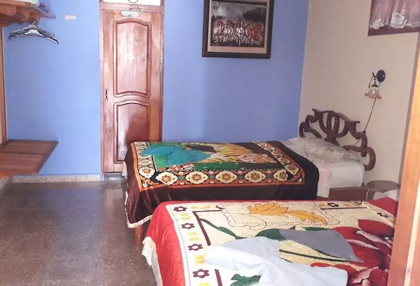 Casa Yamira