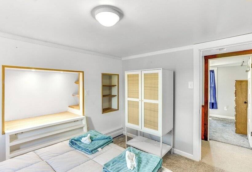 Charming Family Home: Walk To Downtown Bellefonte!