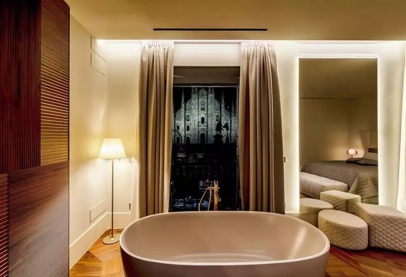 هتل Af Duomo   Milano Luxury Suites