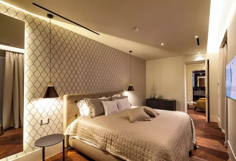 هتل Af Duomo   Milano Luxury Suites