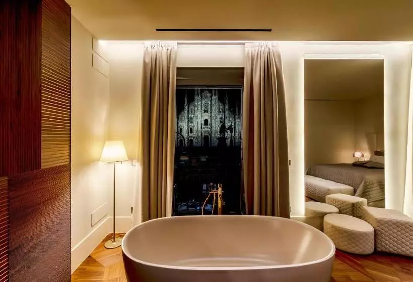 هتل Af Duomo   Milano Luxury Suites