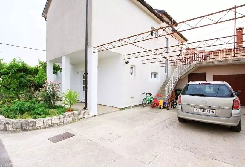 هتل Apartment Anica