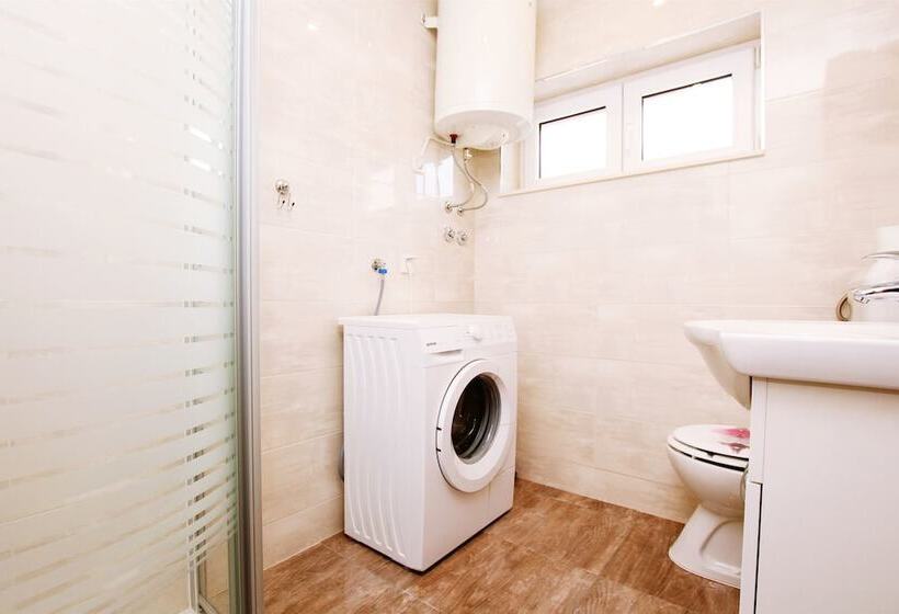 هتل Apartment Anica