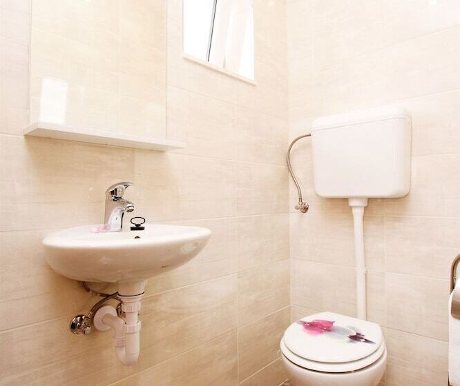 هتل Apartment Anica