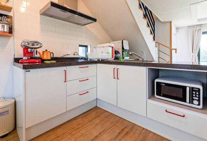 Jeju Damongchae Pension