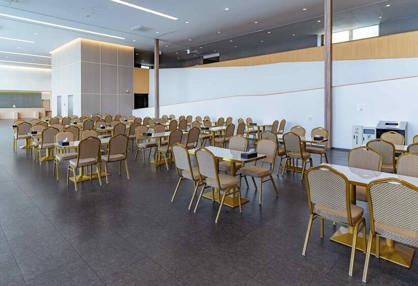 Kansai International Airport Hotel 11