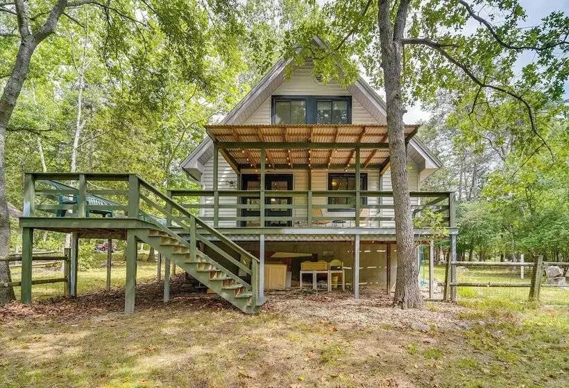 1 Mi To Massanutten Resort: Cabin W/ Fire Pit!