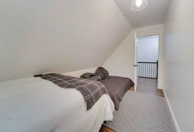 1 Mi To Massanutten Resort: Cabin W/ Fire Pit!