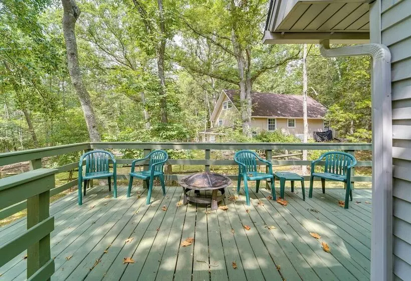 1 Mi To Massanutten Resort: Cabin W/ Fire Pit!