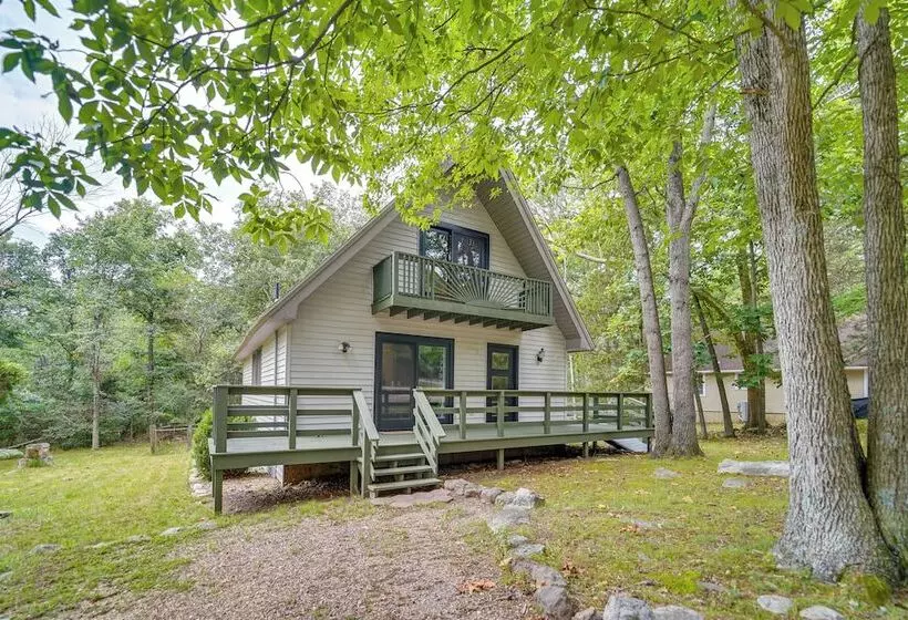 1 Mi To Massanutten Resort: Cabin W/ Fire Pit!