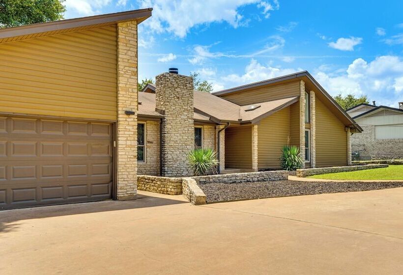 Modern Georgetown Home < 2 Mi To Blue Hole Park!