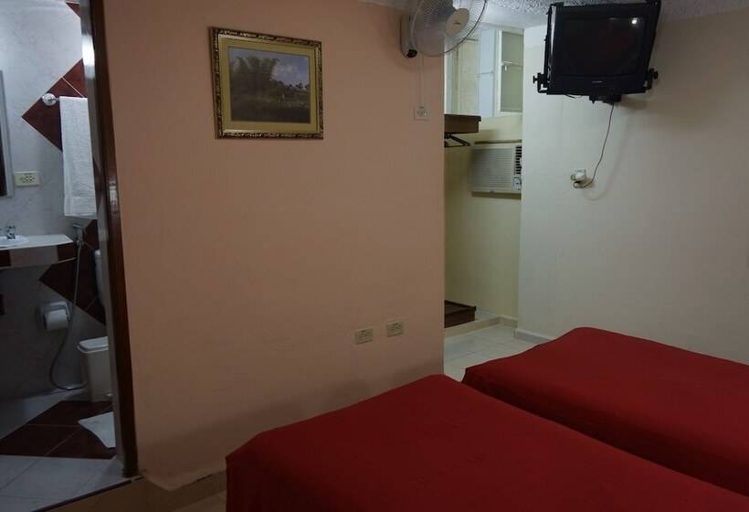 پانسیون Amigos De Barcelo