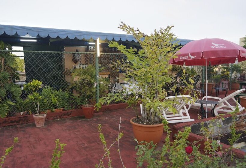 پانسیون Amigos De Barcelo