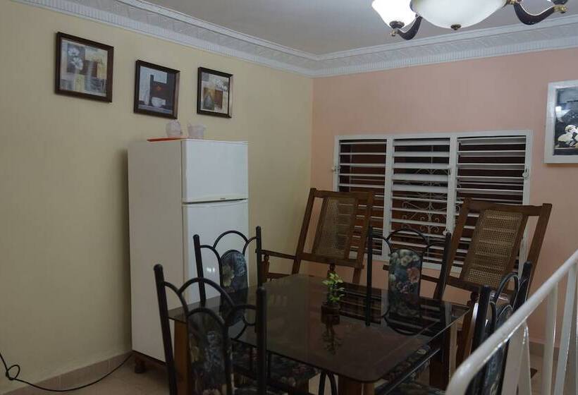 پانسیون Amigos De Barcelo