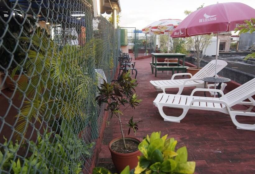 پانسیون Amigos De Barcelo