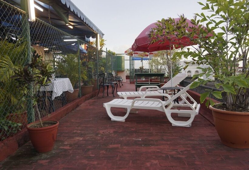 پانسیون Amigos De Barcelo