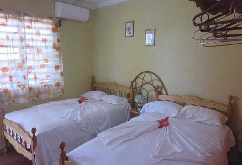 پانسیون Casa Olga Lidia Y Maqueira