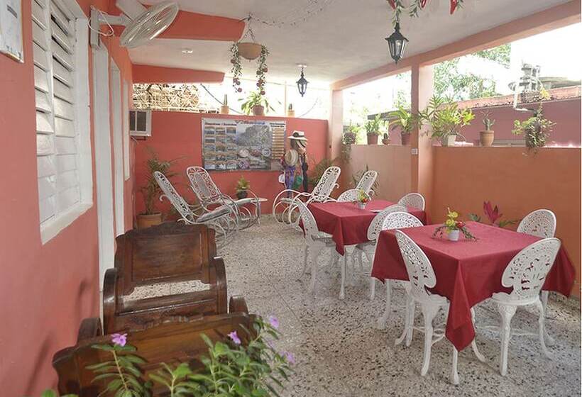 پانسیون Casa Olga Lidia Y Maqueira