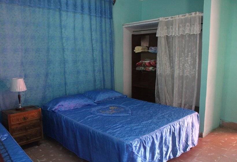 پانسیون Hostal Altos De Nazareno