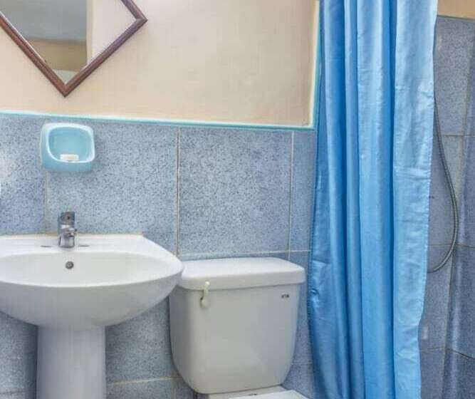 پانسیون Hostal Finca Aurora