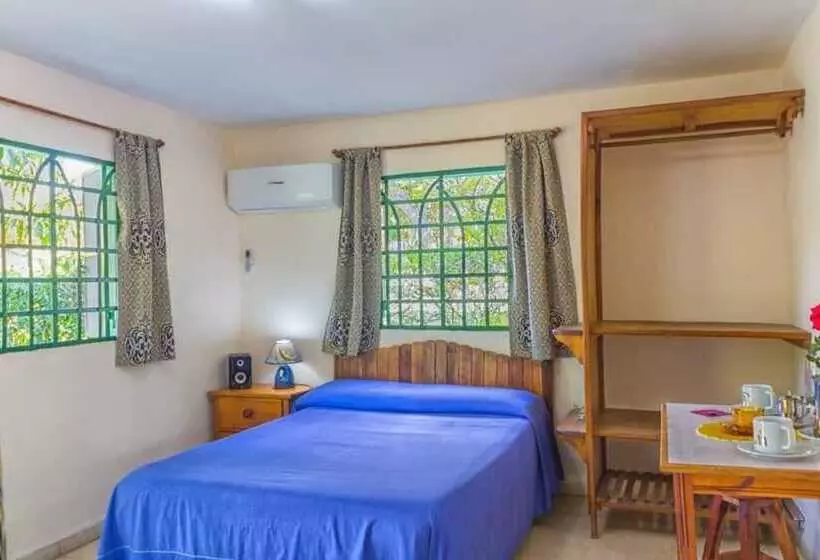 ペンション Hostal Finca Aurora