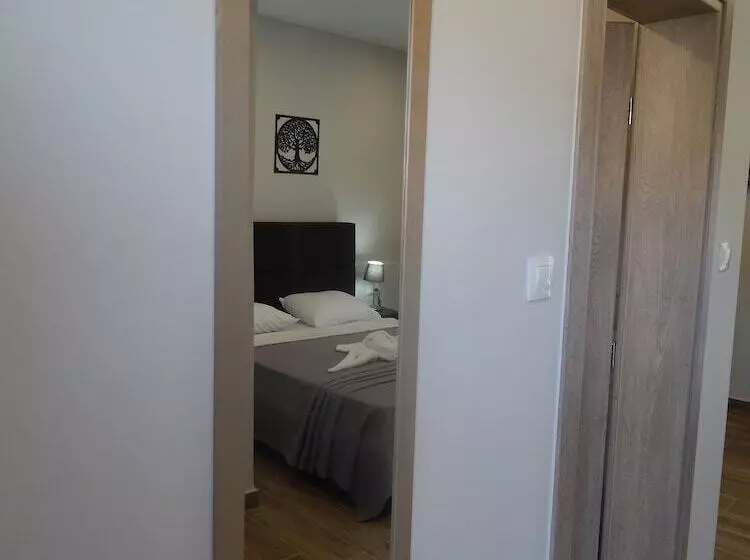 Majatalo Nioplias Luxury Apartments Pefkohori