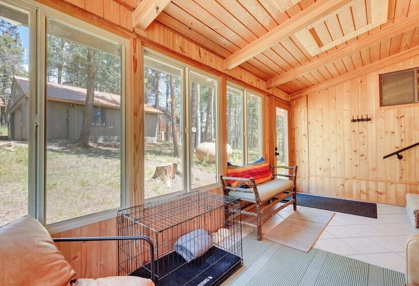 4 Mi To Angel Fire Resort: Retreat W/ Hot Tub