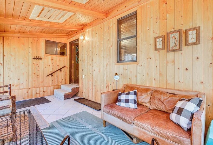 4 Mi To Angel Fire Resort: Retreat W/ Hot Tub