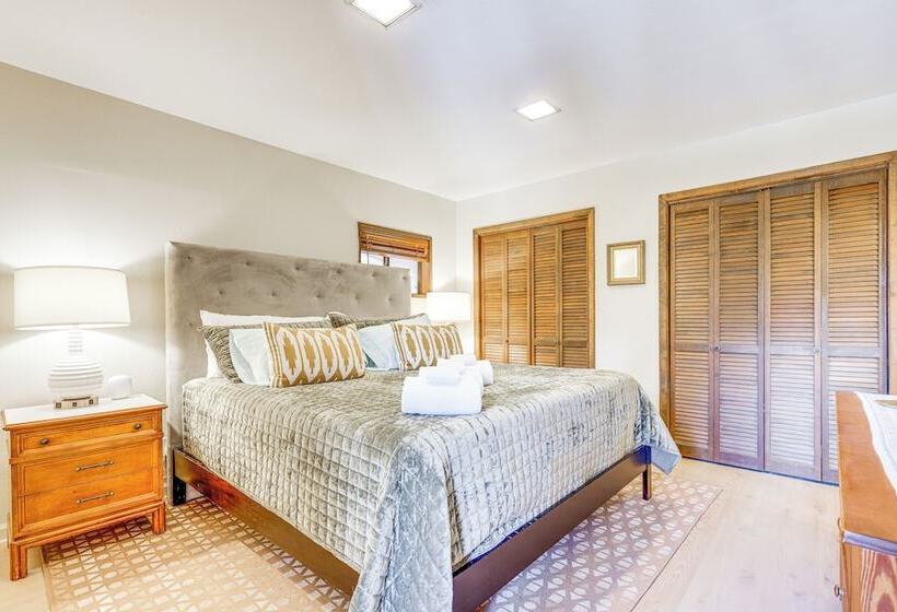 4 Mi To Angel Fire Resort: Retreat W/ Hot Tub