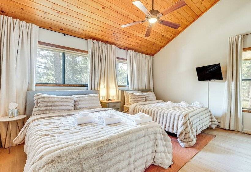 4 Mi To Angel Fire Resort: Retreat W/ Hot Tub