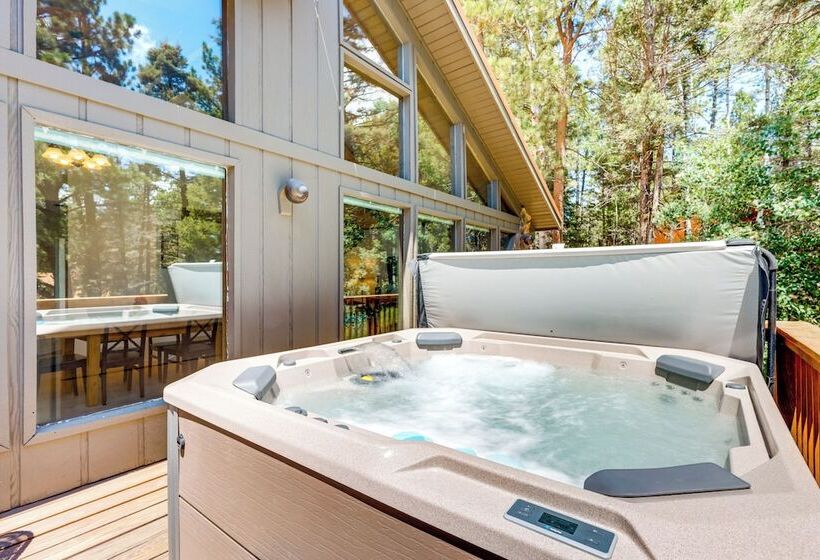 4 Mi To Angel Fire Resort: Retreat W/ Hot Tub