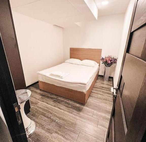 Tumanyan Hotel Yerevan