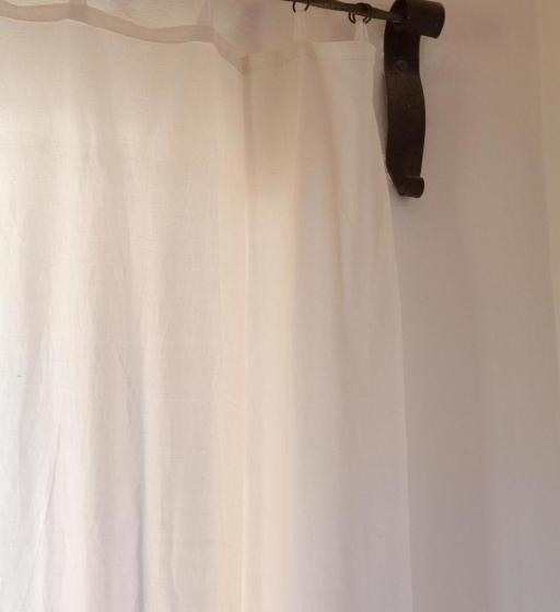 تختخواب و صبحانه La Locanda Del Barbablù