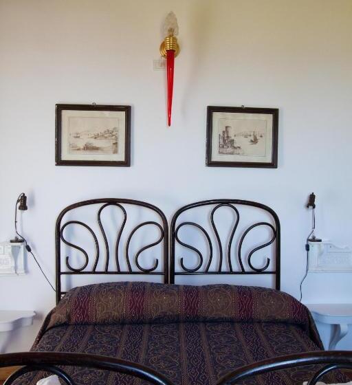 تختخواب و صبحانه La Locanda Del Barbablù