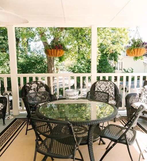 مبيت وإفطار Stanley House Inn