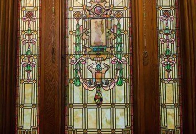 Bed and Breakfast Emig Mansion