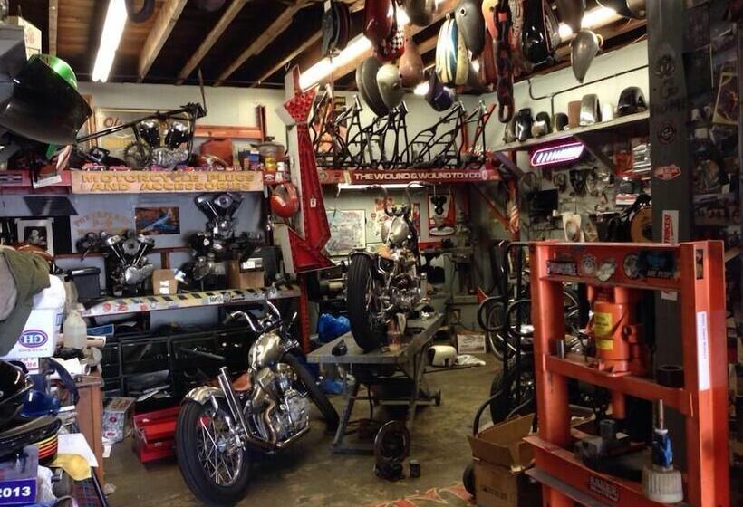 Bed and Breakfast Emig Mansion