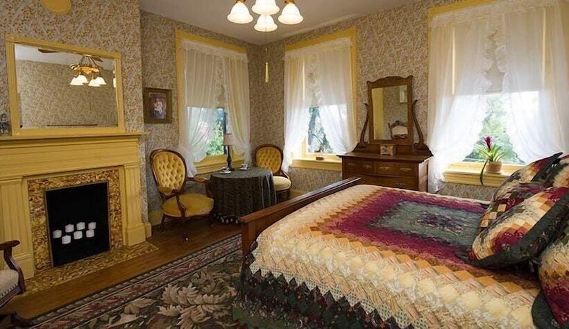 Bed and Breakfast Emig Mansion