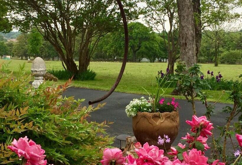 민박 The Old Liberty Schoolhouse