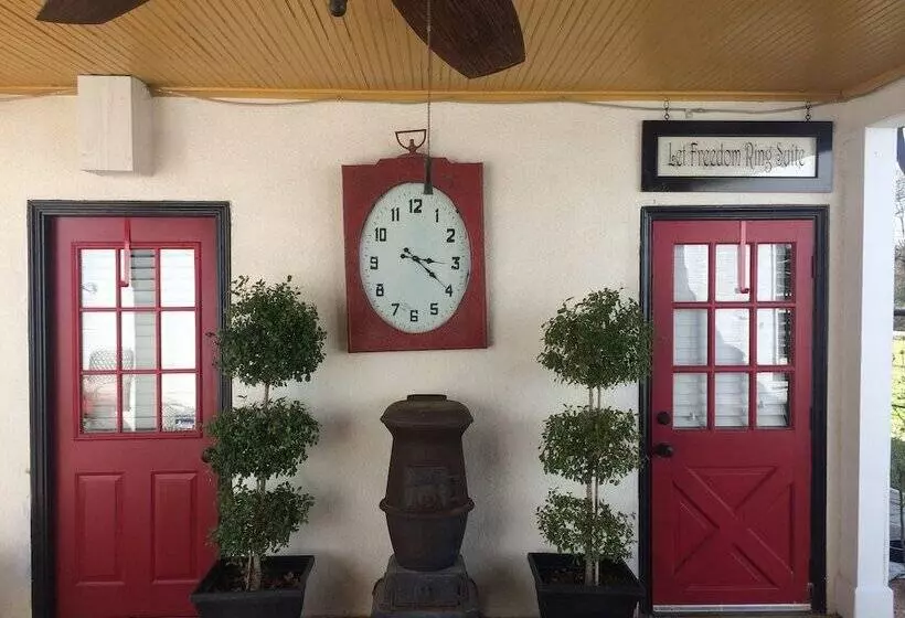 Aamiaismajoitus (B&B) The Old Liberty Schoolhouse