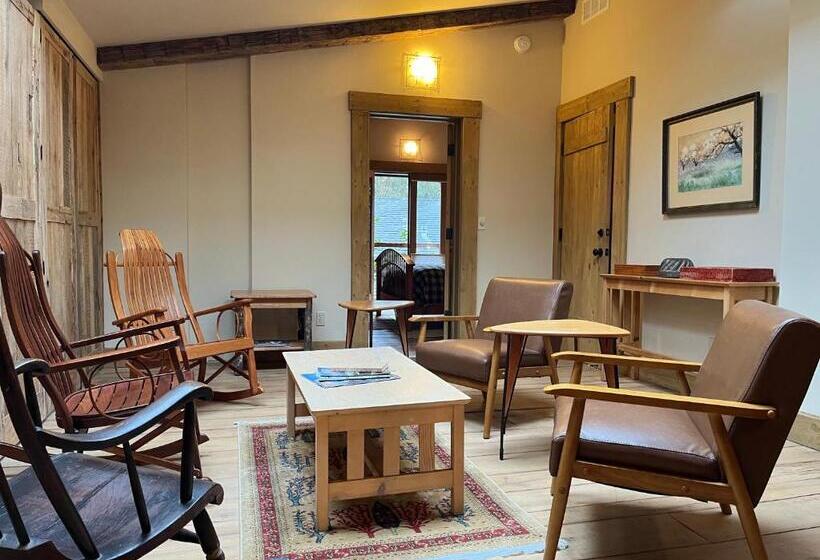 Bed and Breakfast The Squibb Houses