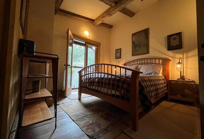 Bed and Breakfast The Squibb Houses